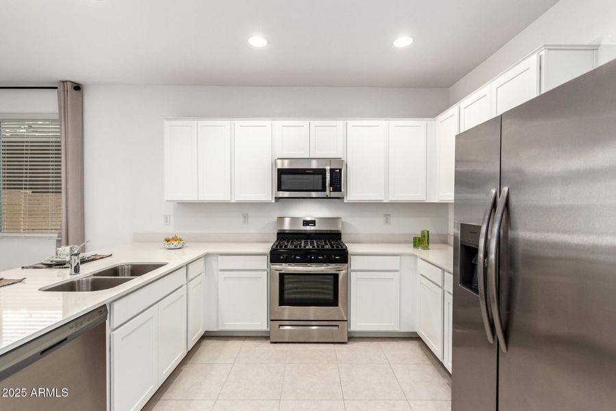 11 Trumbull 11 Trumbull