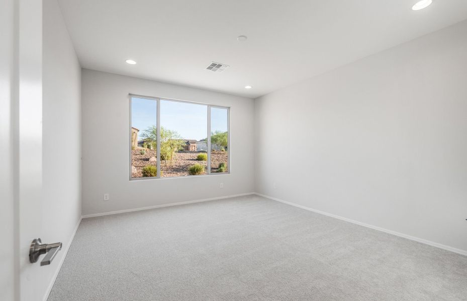 Spacious, unfurnished interior of a new home in Sun City Festival, Buckeye (Image 23).
