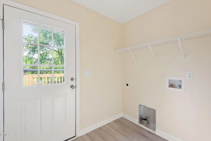 Laundry washer-dryer hookups