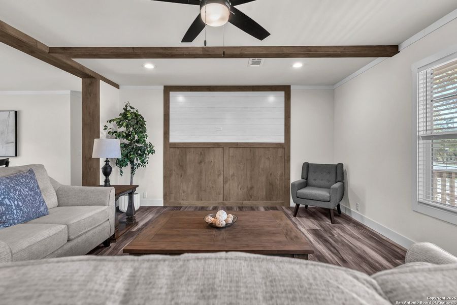 Furnished interior view inside a new home in , La Vernia (Image 10). Furnished interior view inside a new home in , La Vernia (Image 10).