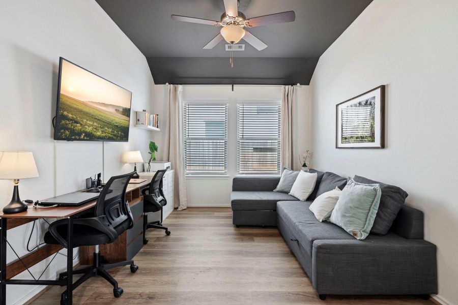 Furnished interior view inside a new home in , Conroe (Image 6).