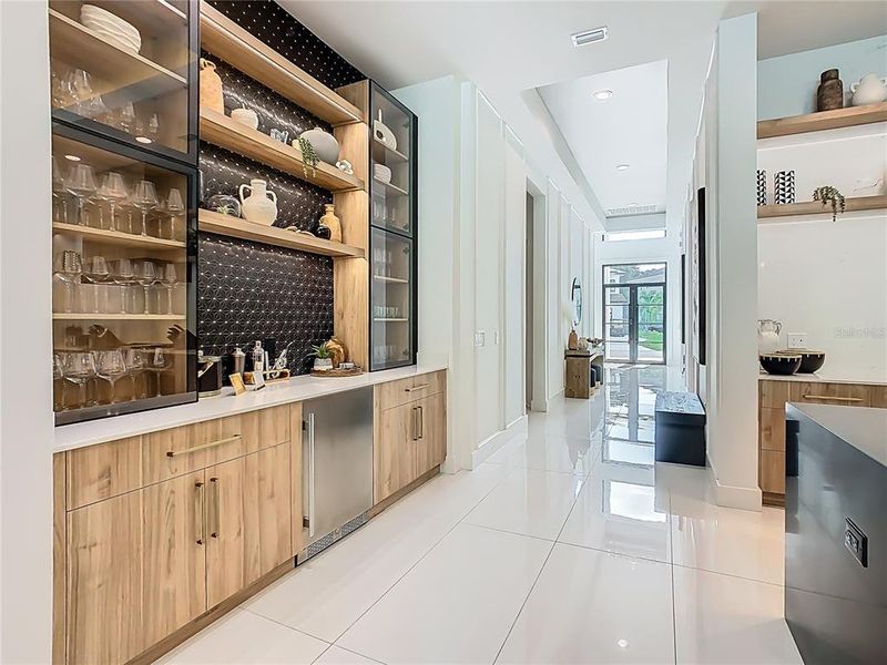 Furnished interior view inside a new home in , Reunion (Image 49). Furnished interior view inside a new home in , Reunion (Image 49).