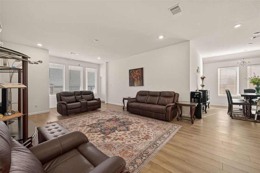 Furnished interior view inside a new home in Walnut Creek at Stone Creek: Fairway Collection, Rosenberg (Image 11). Furnished interior view inside a new home in Walnut Creek at Stone Creek: Fairway Collection, Rosenberg (Image 11).