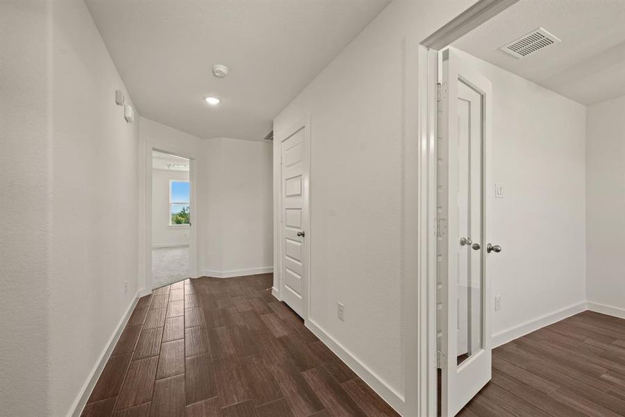 Spacious, unfurnished interior of a new home in Gatlin Ranch, Springtown (Image 12). Spacious, unfurnished interior of a new home in Gatlin Ranch, Springtown (Image 12).