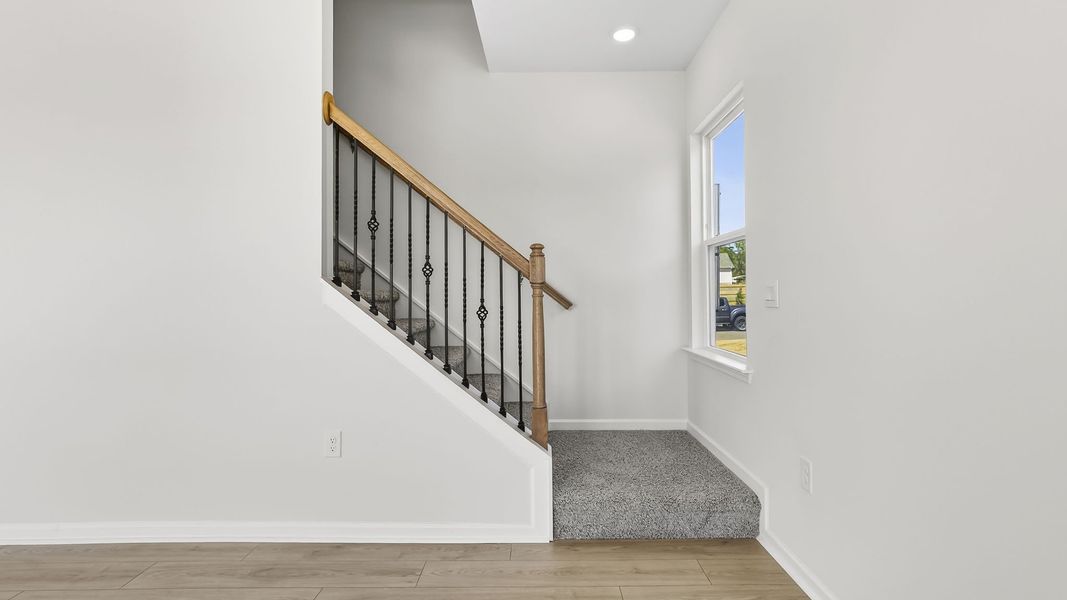 Spacious, unfurnished interior of a new home in Benjamin's Grove, Woodruff (Image 22).