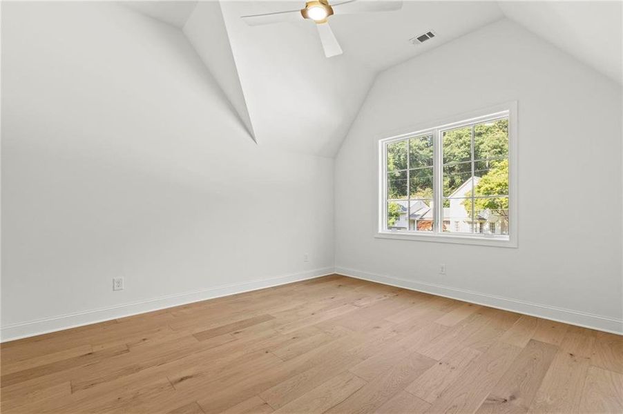Spacious, unfurnished interior of a new home in , Atlanta (Image 39).
