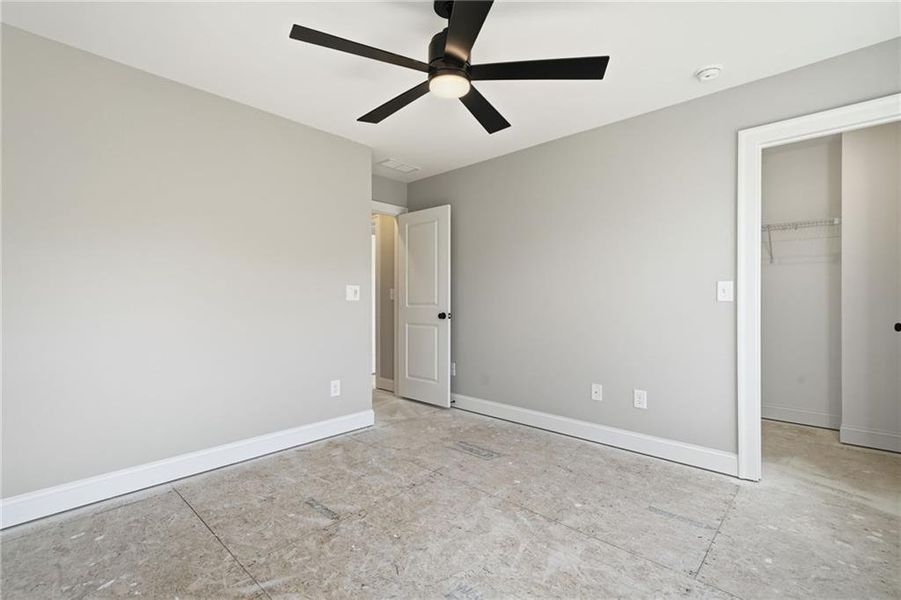 Spacious, unfurnished interior of a new home in , Calhoun (Image 36).