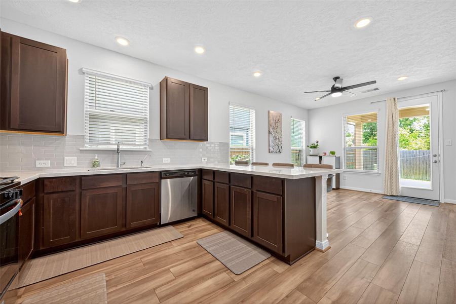 Furnished interior view inside a new home in Creekside Court, Magnolia (Image 29). Furnished interior view inside a new home in Creekside Court, Magnolia (Image 29).
