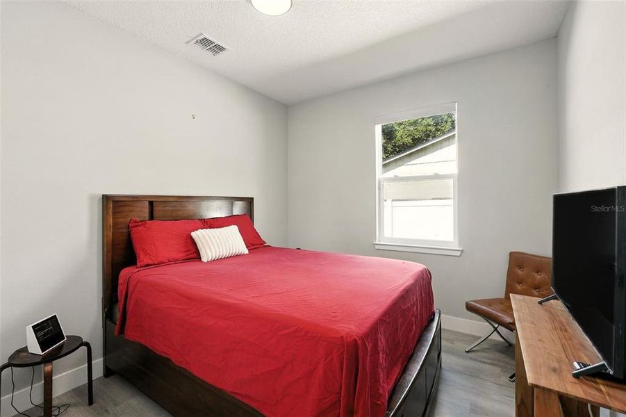 Furnished interior view inside a new home in , Orlando (Image 6).