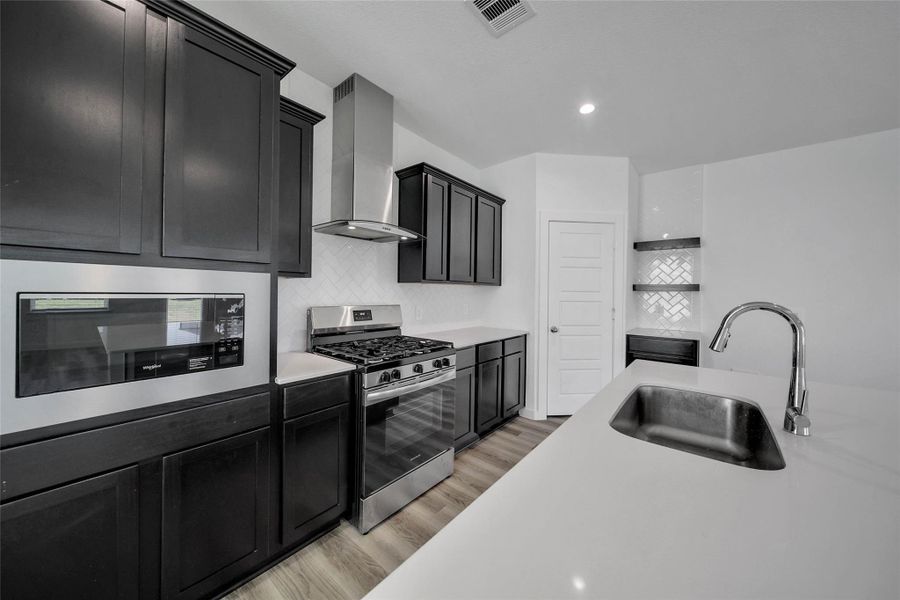 Furnished interior view inside a new home in City Gate, Houston (Image 9).