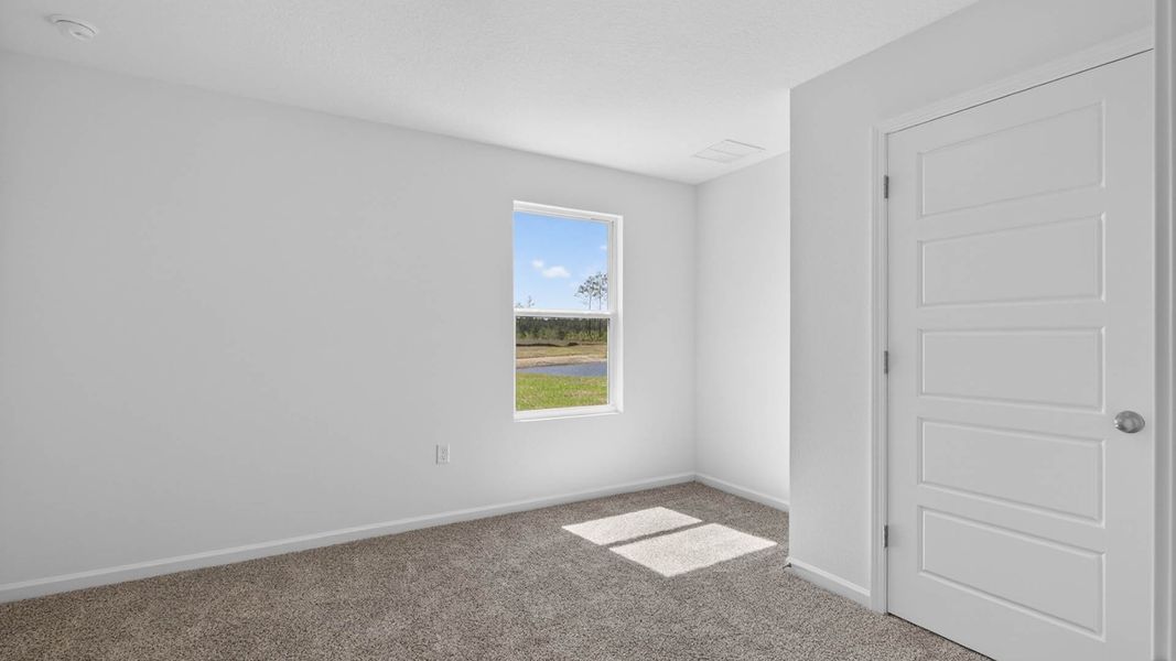 Representative unfurnished interior of a home built from the Robie by D.R. Horton in Copes Landing, Jacksonville (Image 23).