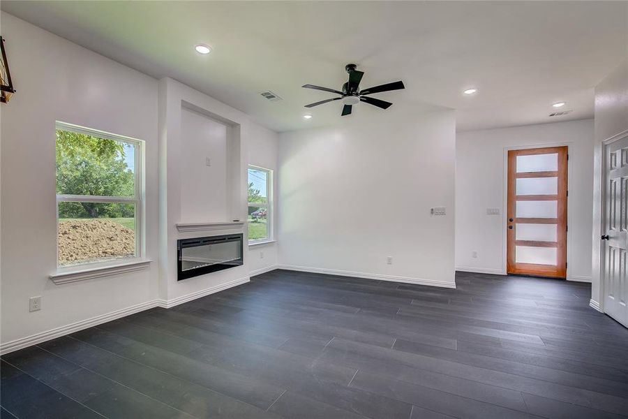 Spacious, unfurnished interior of a new home in , Greenville (Image 18). Spacious, unfurnished interior of a new home in , Greenville (Image 18).