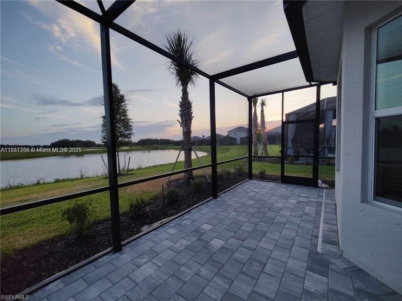 Exterior details and patio area of a home in , Immokalee (Image 3).