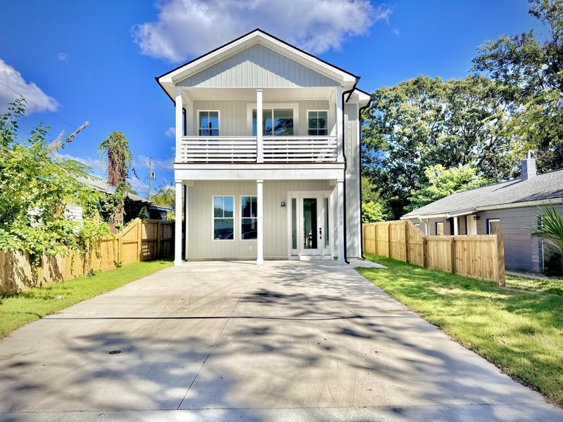 Image 37 of a home in .