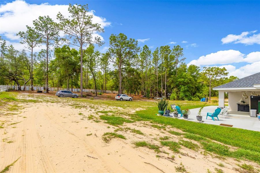 Exterior details and patio area of a home in , Ocala (Image 3). Exterior details and patio area of a home in , Ocala (Image 3).