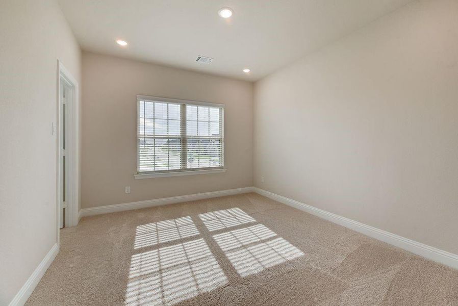 Spacious, unfurnished interior of a new home in Sutton Fields, Celina (Image 31).