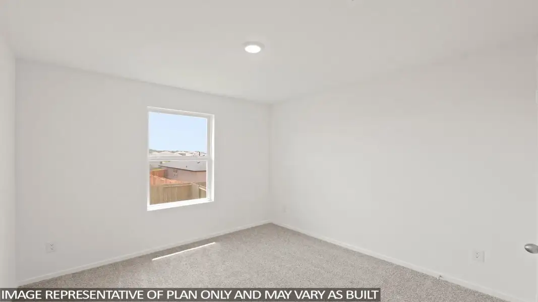 Spacious, unfurnished interior of a new home in Lexington Heights, Willis (Image 16).