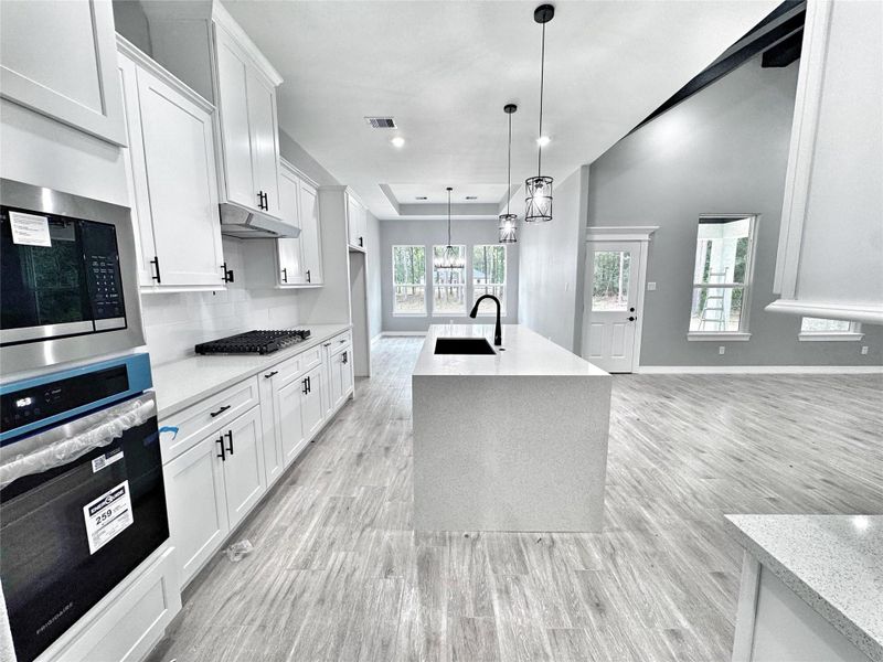 All images are for illustrative purposes only. Home is to be built and is currently under construction.