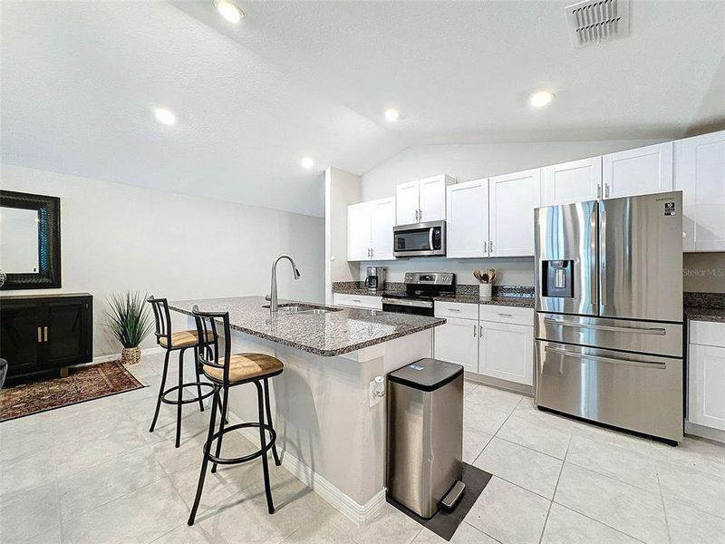 SO MUCH SPACE AND NEUTRAL COLORING YOU CAN MAKE IT YOUR OWN!