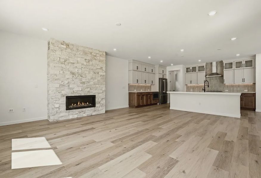 Homesite 9 Great Room + Kitchen - 6 of 18 Homesite 9 Great Room + Kitchen - 6 of 18