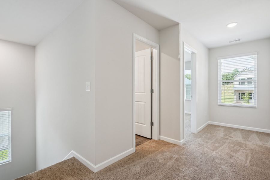 4br New Home in Hogansville, GA.  - Slide 12