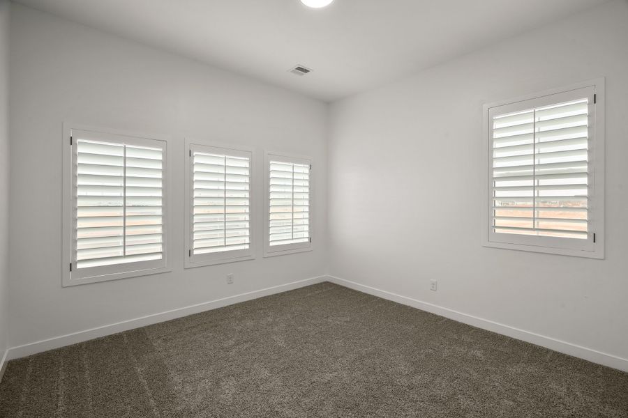 Representative unfurnished interior of a home built from the Torrey Pines by LEH. Homes in Verdancia, El Paso (Image 57).