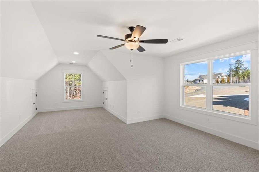 Spacious, unfurnished interior of a new home in , Waleska (Image 44).