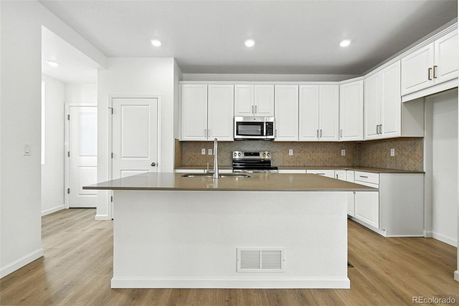 14859 Arbor Boulevard West ~ Ready Now