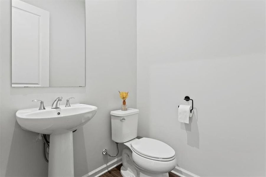 Image 27 of a home in Edgewater.