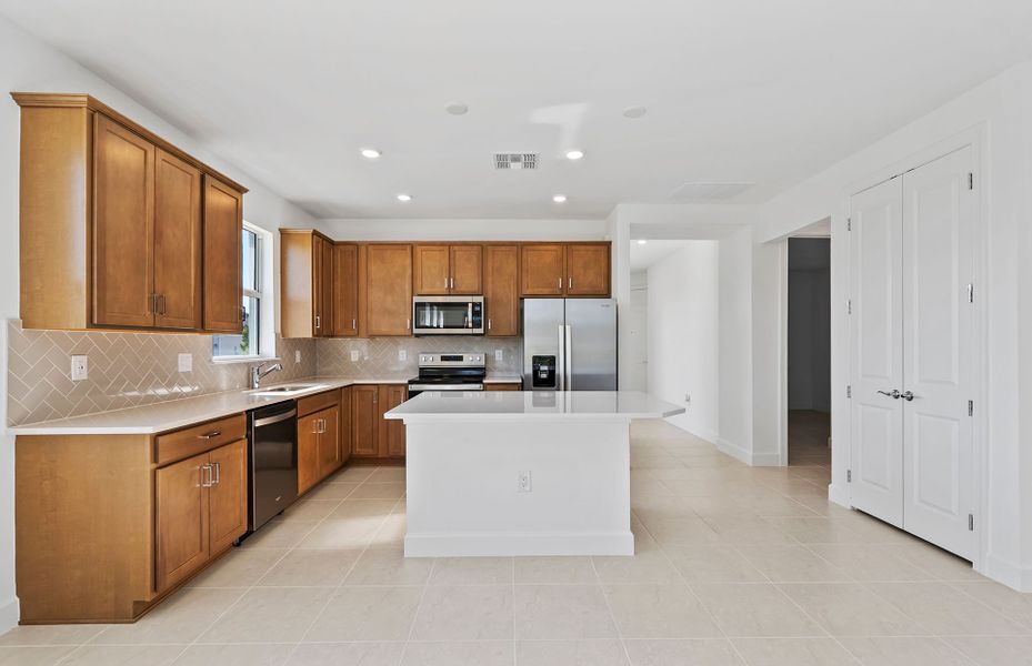 Furnished interior view inside a new home in Legacy Groves, Nokomis (Image 8).