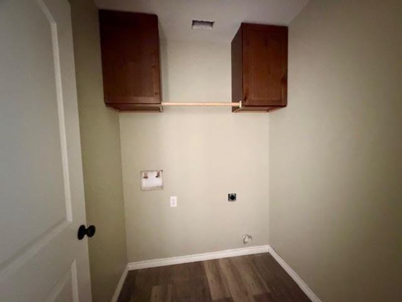 Spacious, unfurnished interior of a new home in , Frankston (Image 12).