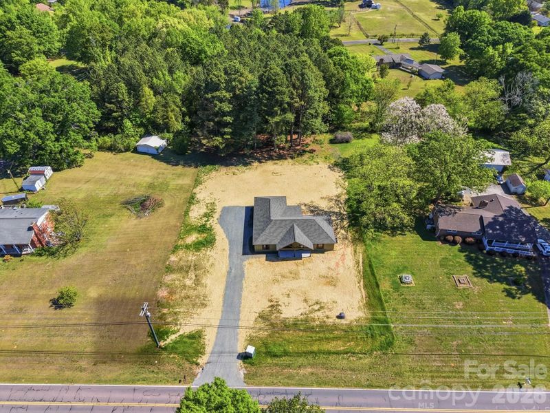 Image 36 of a home in .