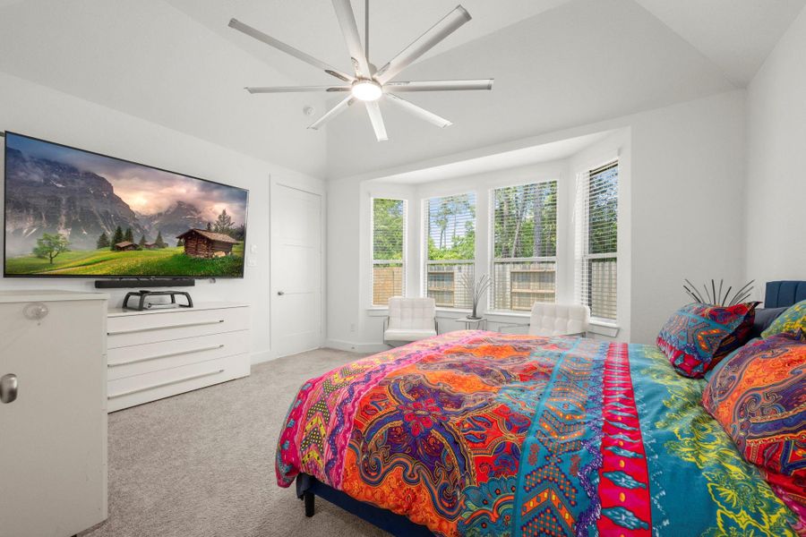 Furnished interior view inside a new home in Evergreen, Conroe (Image 14). Furnished interior view inside a new home in Evergreen, Conroe (Image 14).