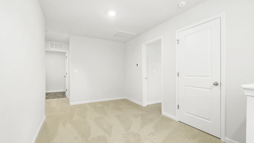 Spacious, unfurnished interior of a new home in Chandler Pointe, Rural Hall (Image 15).