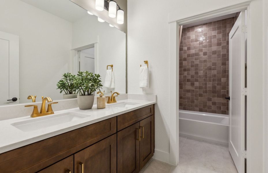 Furnished interior view inside a new home in Creekview Meadows, Pilot Point (Image 4).