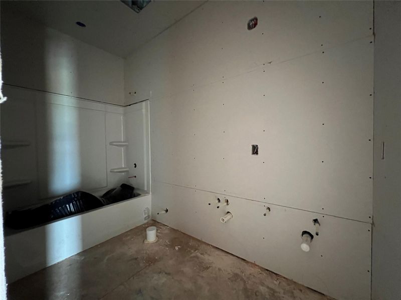 Image 39 of a home in Rolling Glen. Image 39 of a home in Rolling Glen.