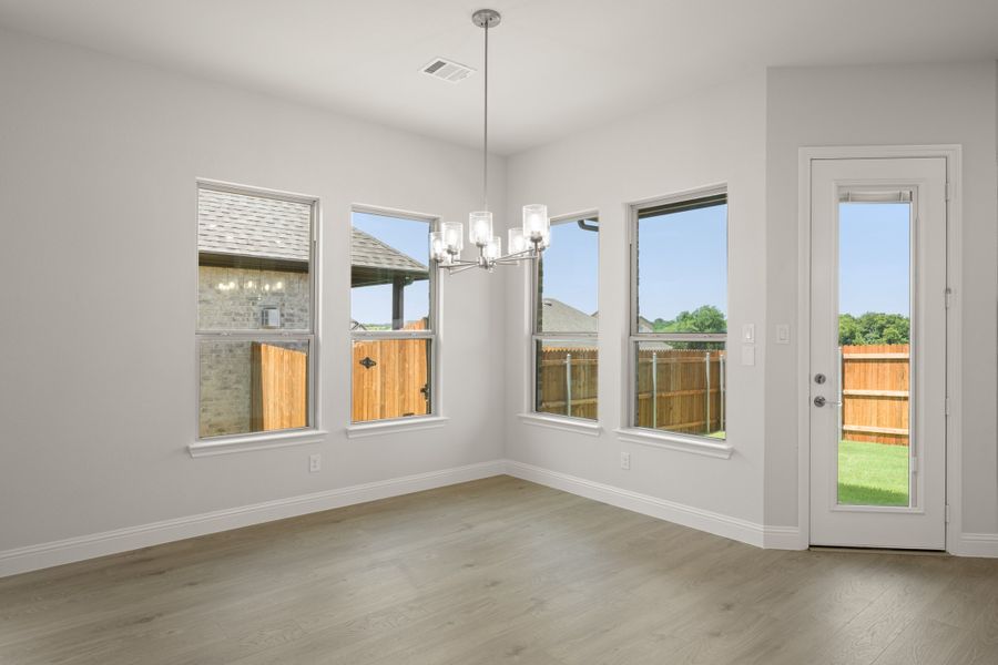 Spacious, unfurnished interior of a new home in Sheppard's Place, Waxahachie (Image 16). Spacious, unfurnished interior of a new home in Sheppard's Place, Waxahachie (Image 16).