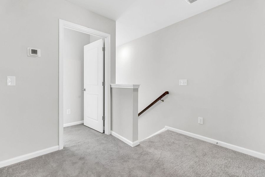 Spacious, unfurnished interior of a new home in , Summerville (Image 25).