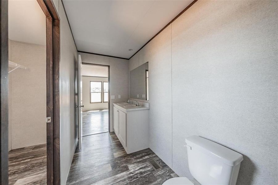 Image 37 of a home in . Image 37 of a home in .