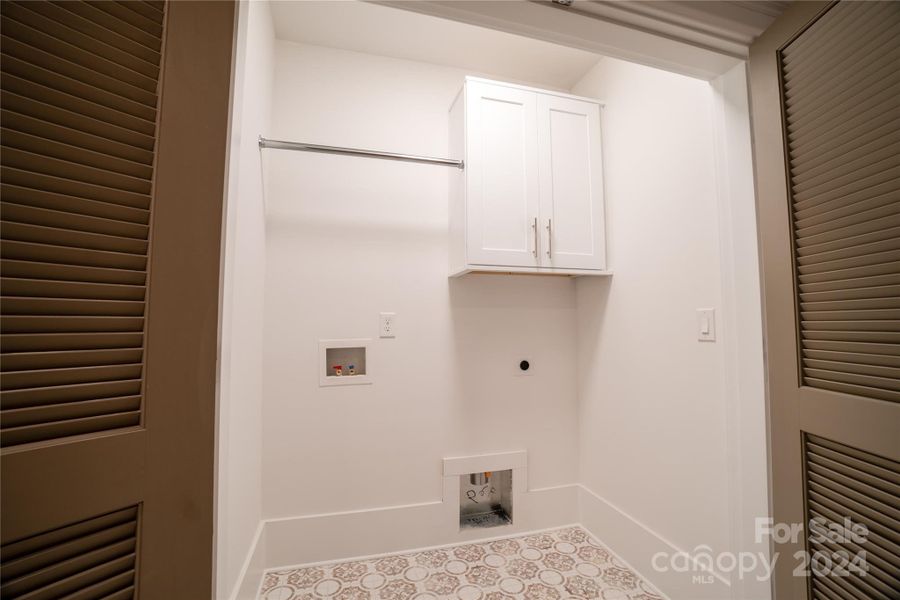 Basement Laundry Room