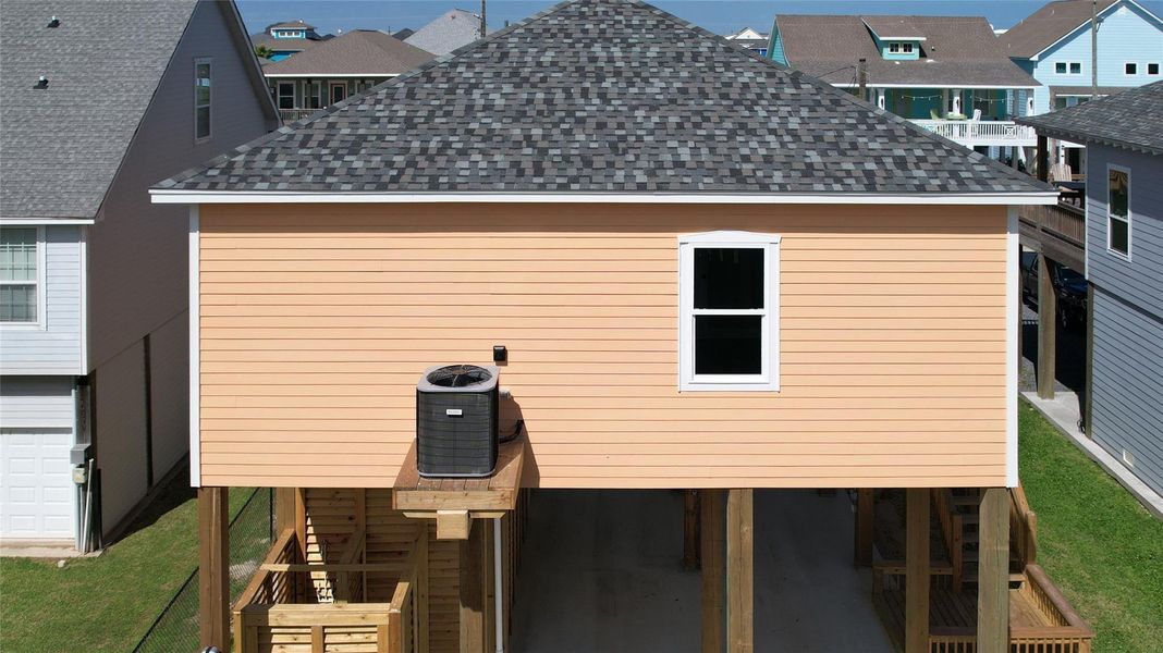 Exterior details and patio area of a home in , Bolivar Peninsula (Image 32).