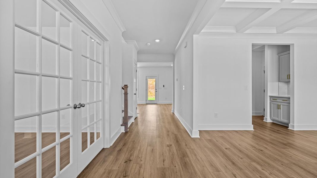 Furnished interior view inside a new home in Wells Crossing, Seneca (Image 3).