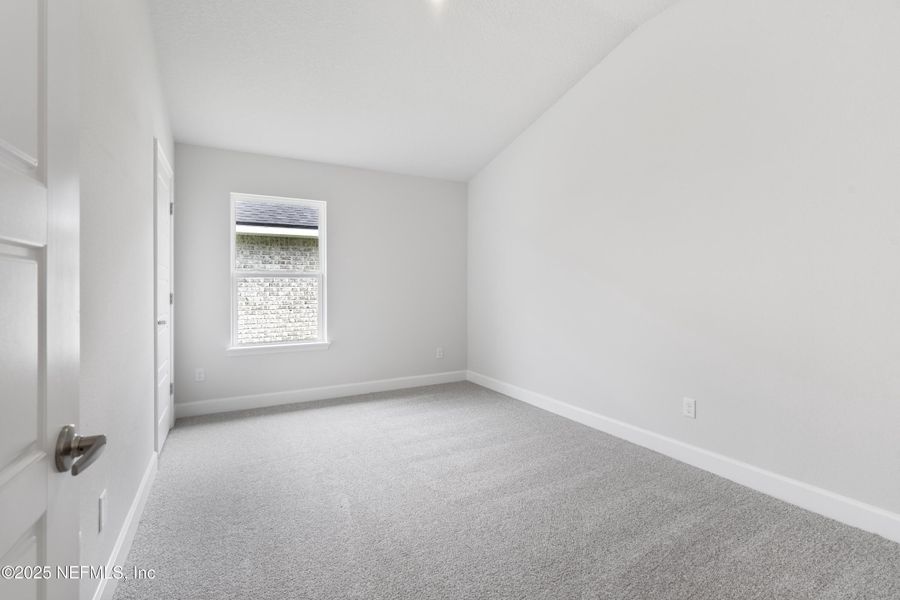 Spacious, unfurnished interior of a new home in Shadow Crest at Rolling Hills, Green Cove Springs (Image 18).