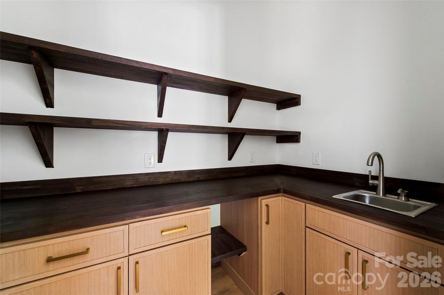 Fabulous, extra large pantry Fabulous, extra large pantry