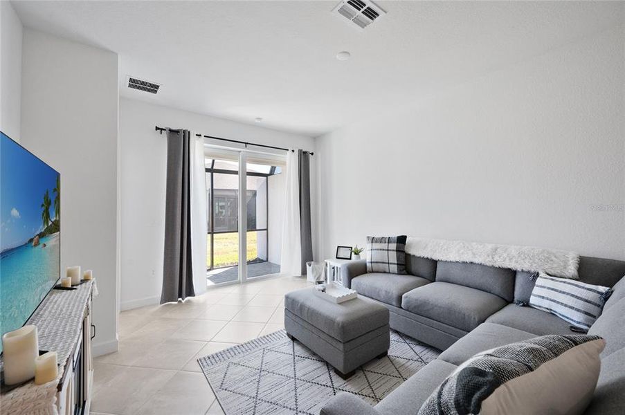 Furnished interior view inside a new home in , Englewood (Image 7).