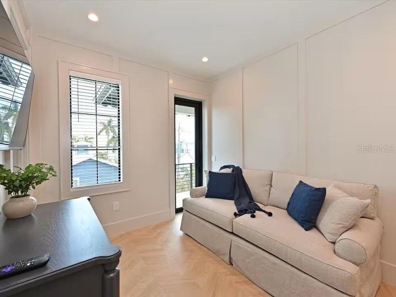 Furnished interior view inside a new home in , Bradenton Beach (Image 19).
