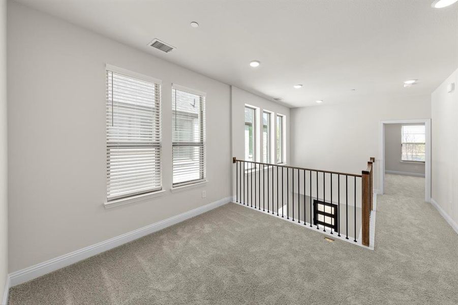 14. 2524 Campden Mews - Loft