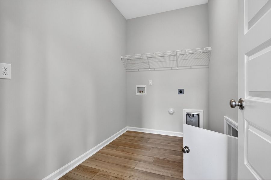 Image 27 of a home in Grand Park.