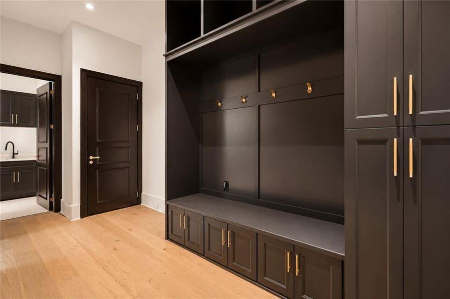Furnished interior view inside a new home in , Alpharetta (Image 19).