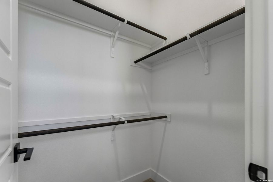 Spacious, unfurnished interior of a new home in , New Braunfels (Image 27).